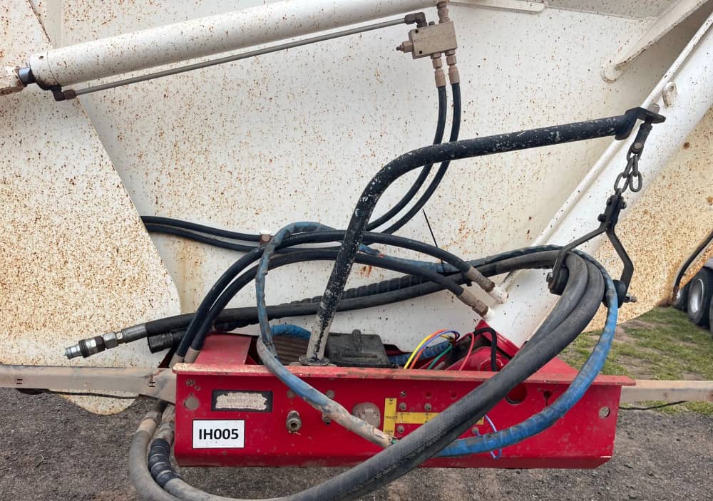 2011 Road West Transport RWT TRI350 - Image 14